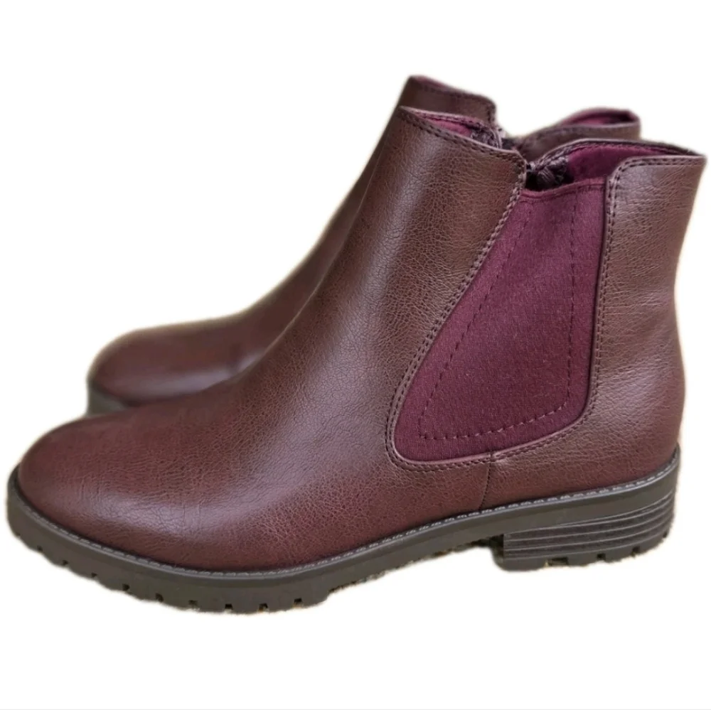 Baretraps Womens Daytona Lug Sole Boots Booties Size 9 Burgundy Red Comfort NEW